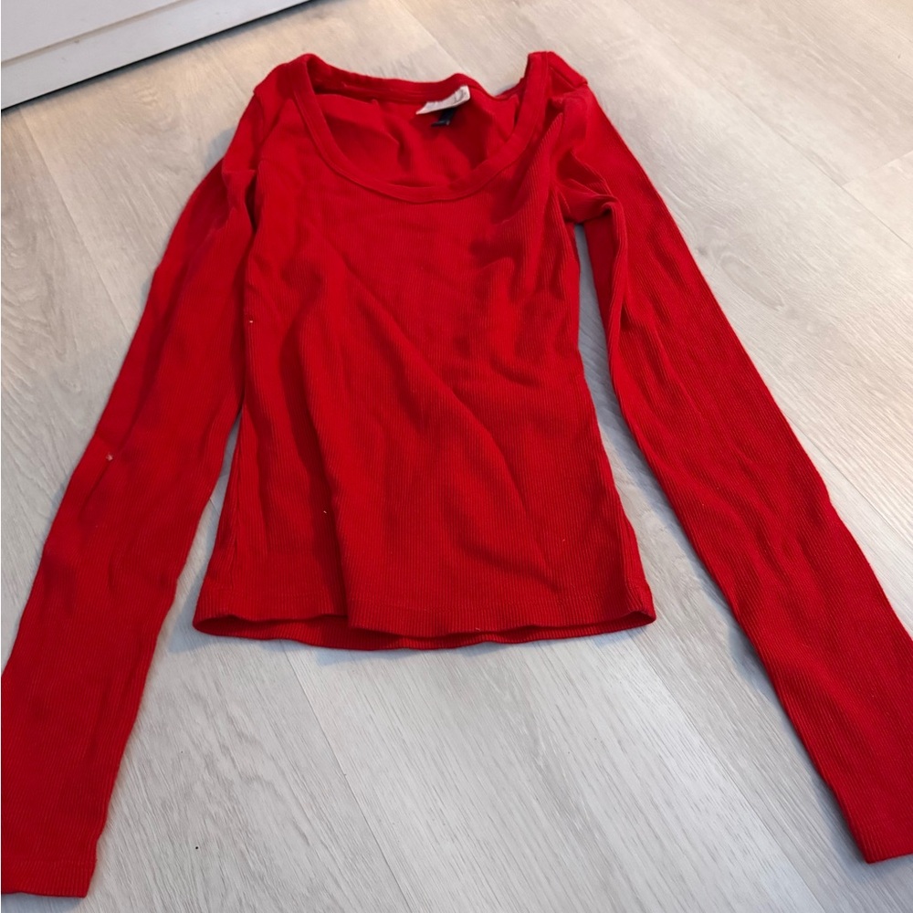 Universal Thread Vibrant Red Top